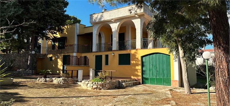 Villa For Sale In Fasano In Viale Delle Viti